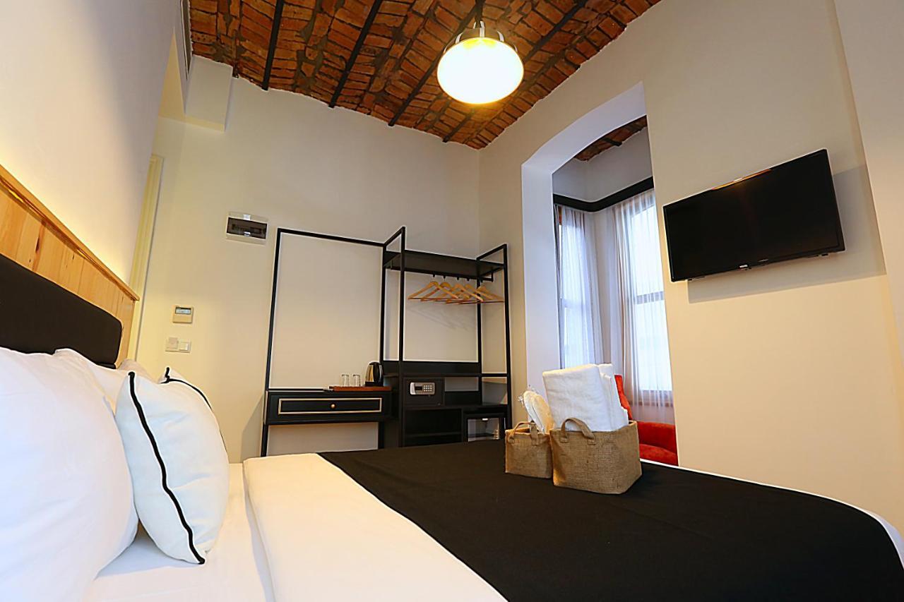 Istanbul Taksim Istiklal Street Kamil Hotel - Historical Rum bild