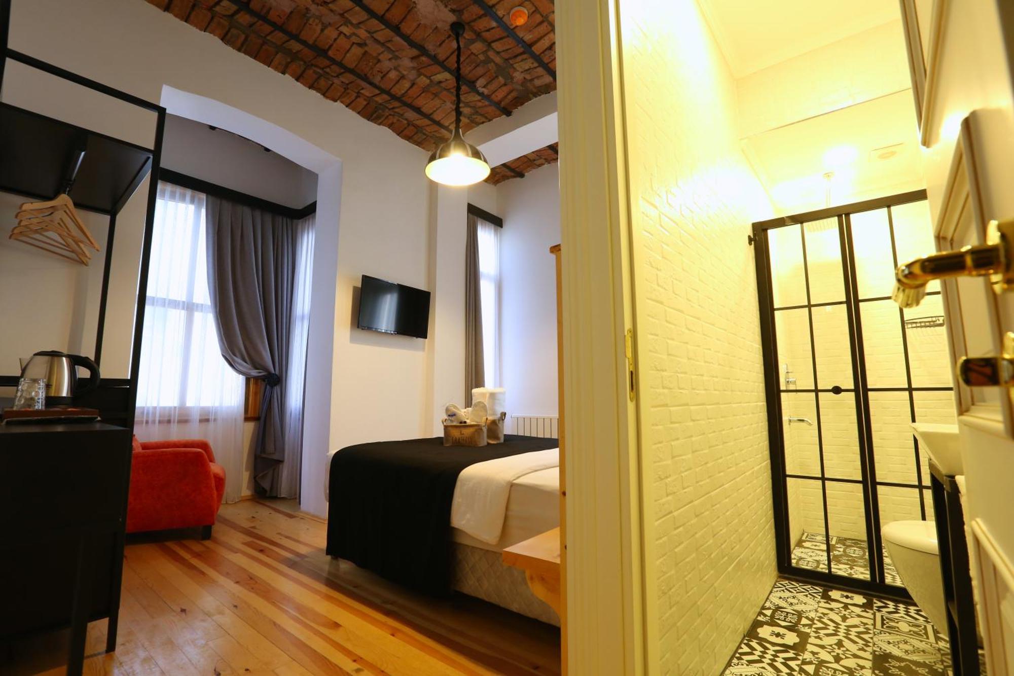 Istanbul Taksim Istiklal Street Kamil Hotel - Historical Rum bild