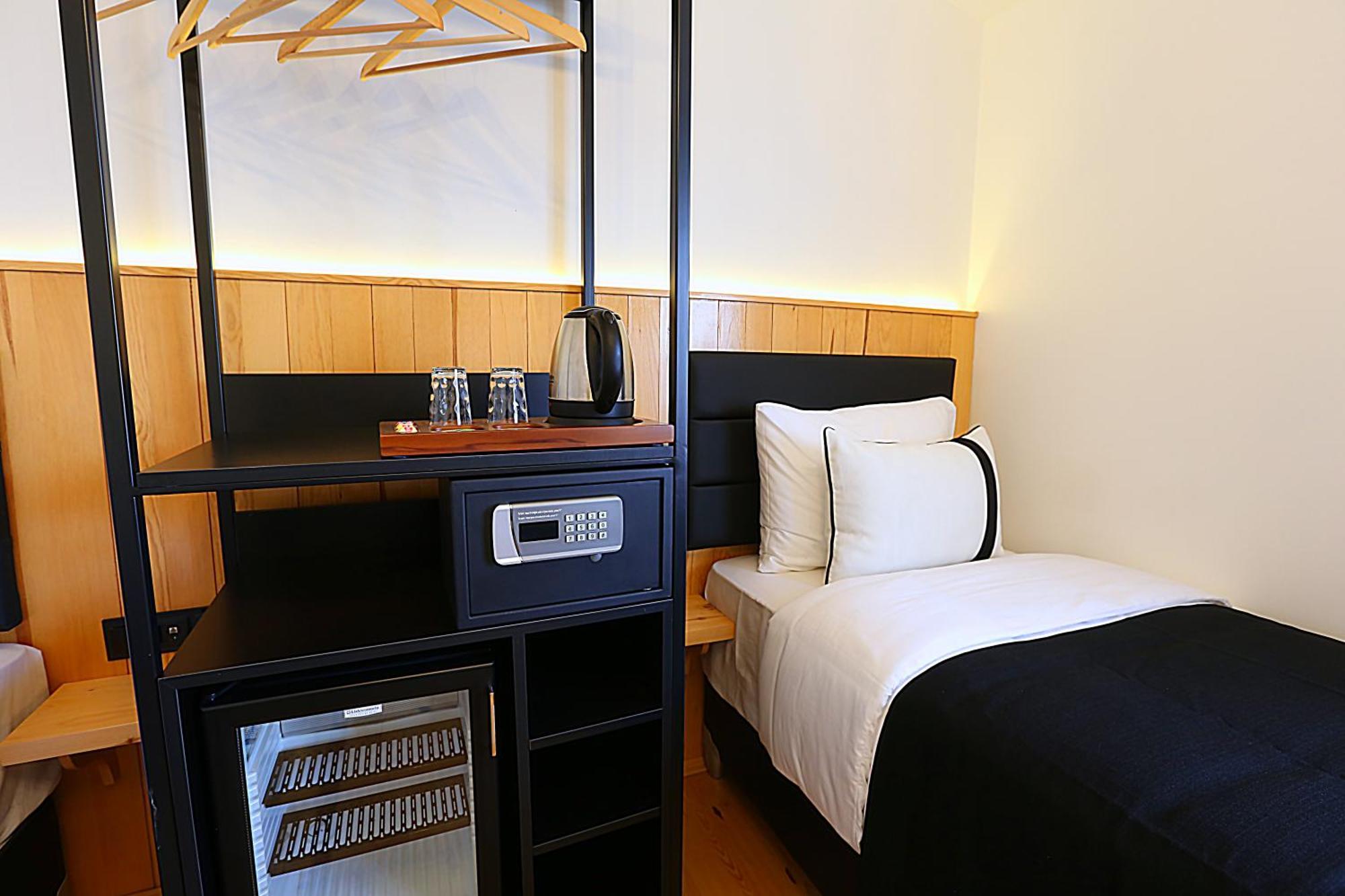 Istanbul Taksim Istiklal Street Kamil Hotel - Historical Rum bild